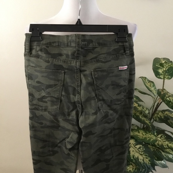 🌹HOST PICK-HUDSON BLAIR HIGH RISE CAMOUFLAGE ANKLE PANTS/SIZE 27/LENGTH 27 - Picture 4 of 9